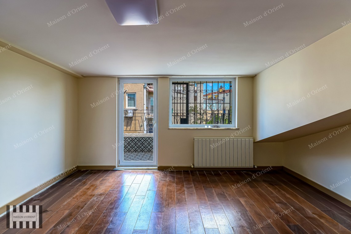 4+1 Duplex for Rent with Terrace in Cihangir Susam Street