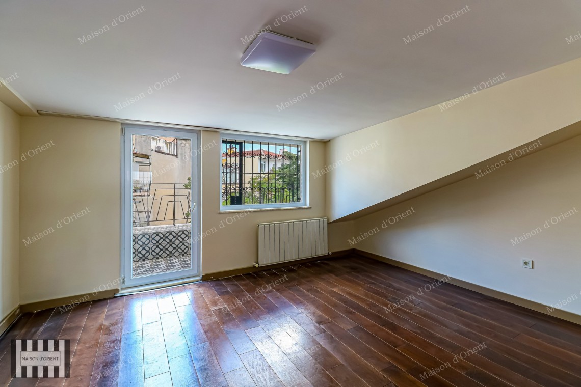 4+1 Duplex for Rent with Terrace in Cihangir Susam Street