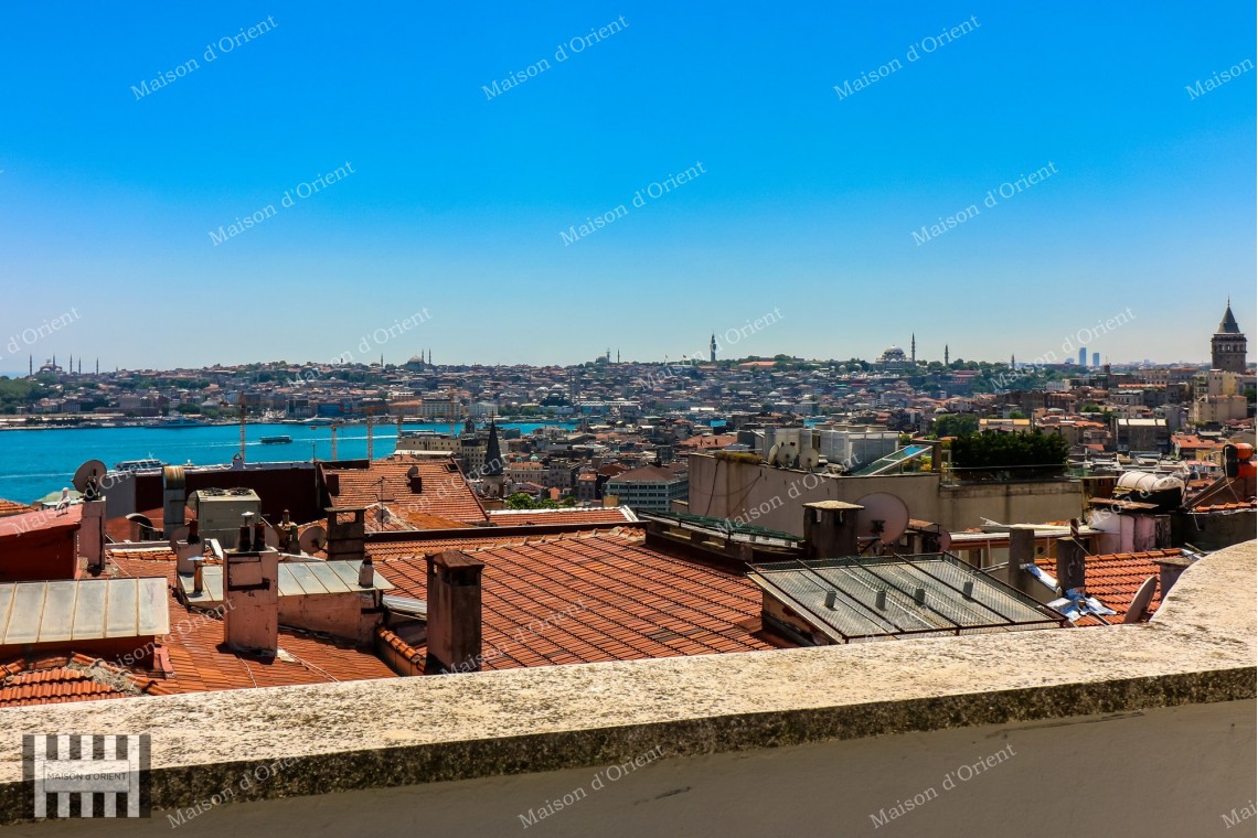 2+1 Historical Flat for Rent in Historical Building, Cihangir