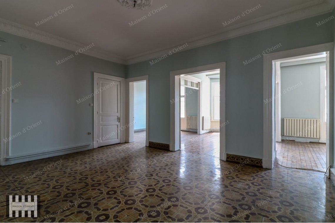 2+1 Historical Flat for Rent in Historical Building, Cihangir