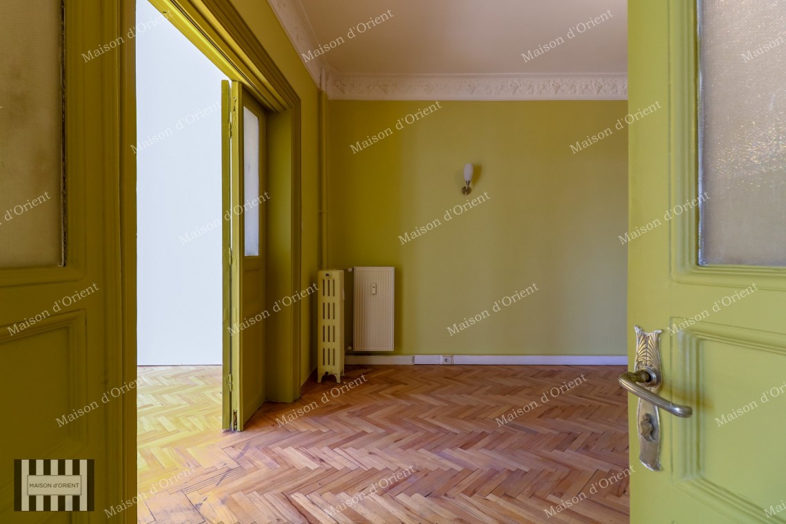 225sqm Office for Rent with View in Haliç Building, Şişhane