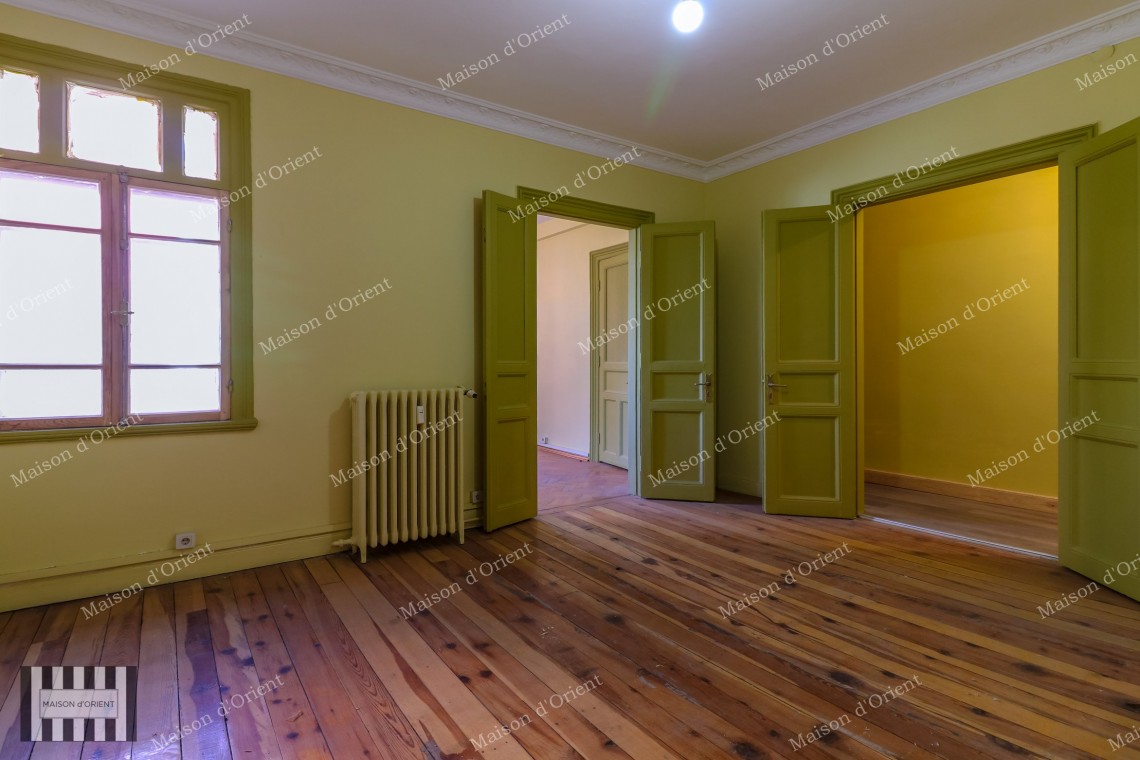 225sqm Office for Rent with View in Haliç Building, Şişhane