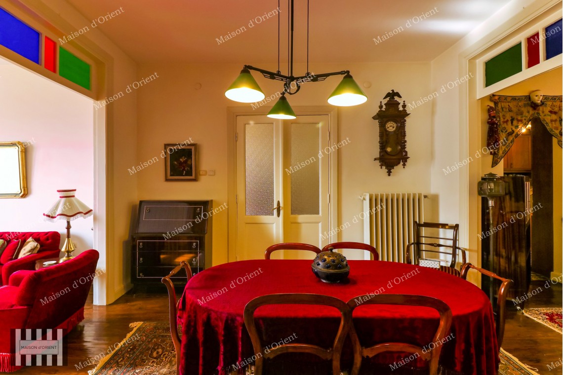 3+1 Rental Flat with Balcony and View in Galatasaray
