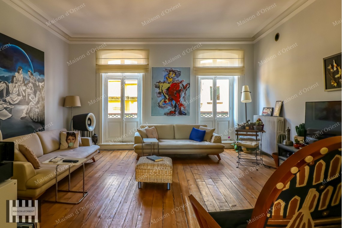 3+2 Flat for Rent with Bosphorus View in Historical Doğan Apartment