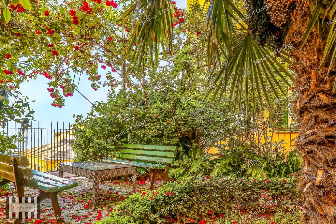3+2 Flat for Rent with Bosphorus View in Historical Doğan Apartment