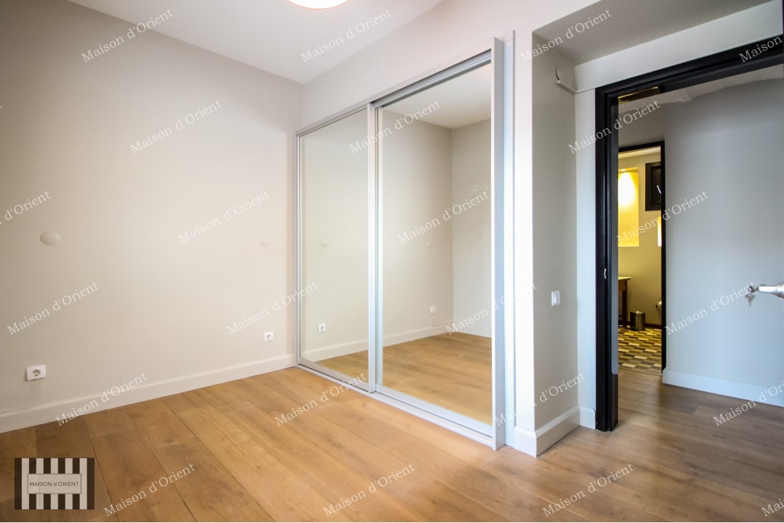 2+1 Flat for Sale with Private Terrace in Historical Building, Çukurcuma 