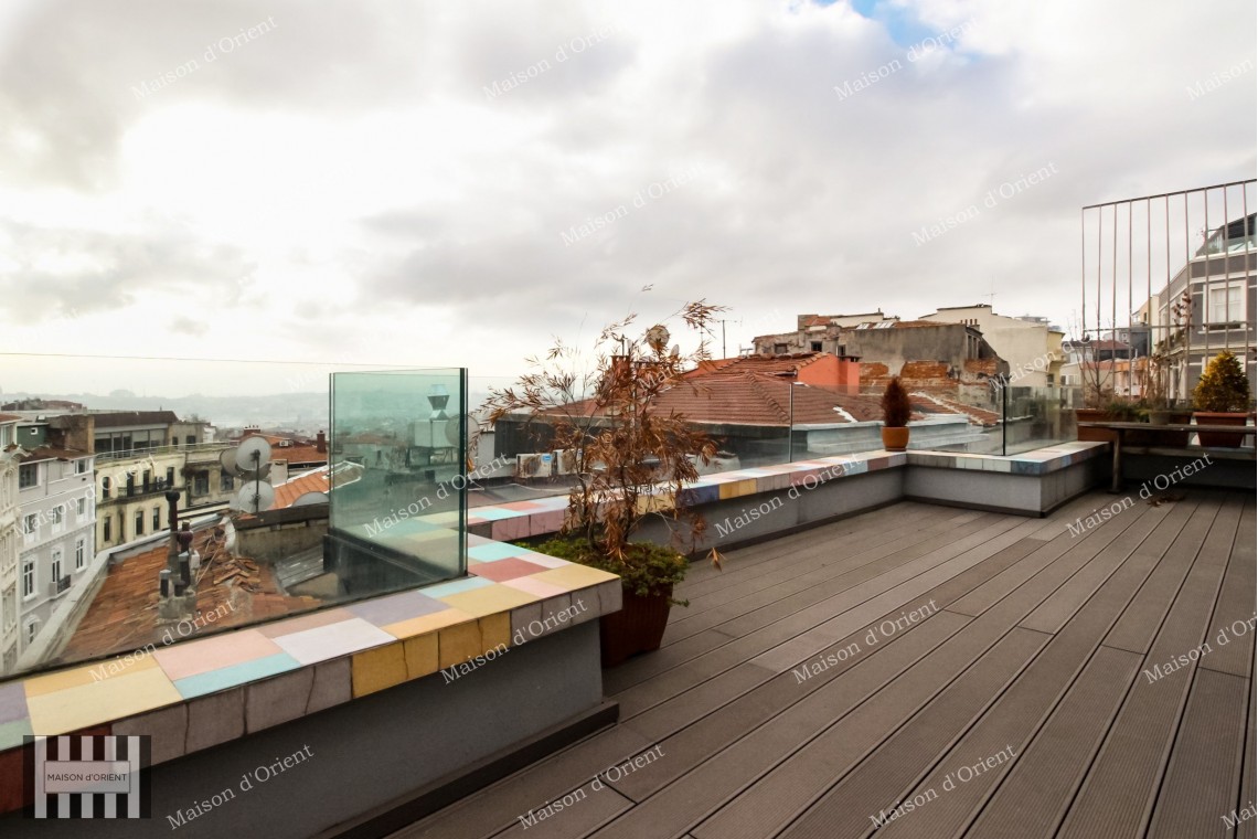 2+1 Flat for Sale with Private Terrace in Historical Building, Çukurcuma 