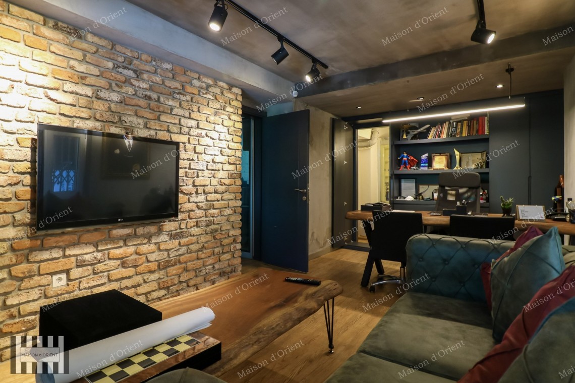 200sqm Office for Rent with Private Garden in Levent