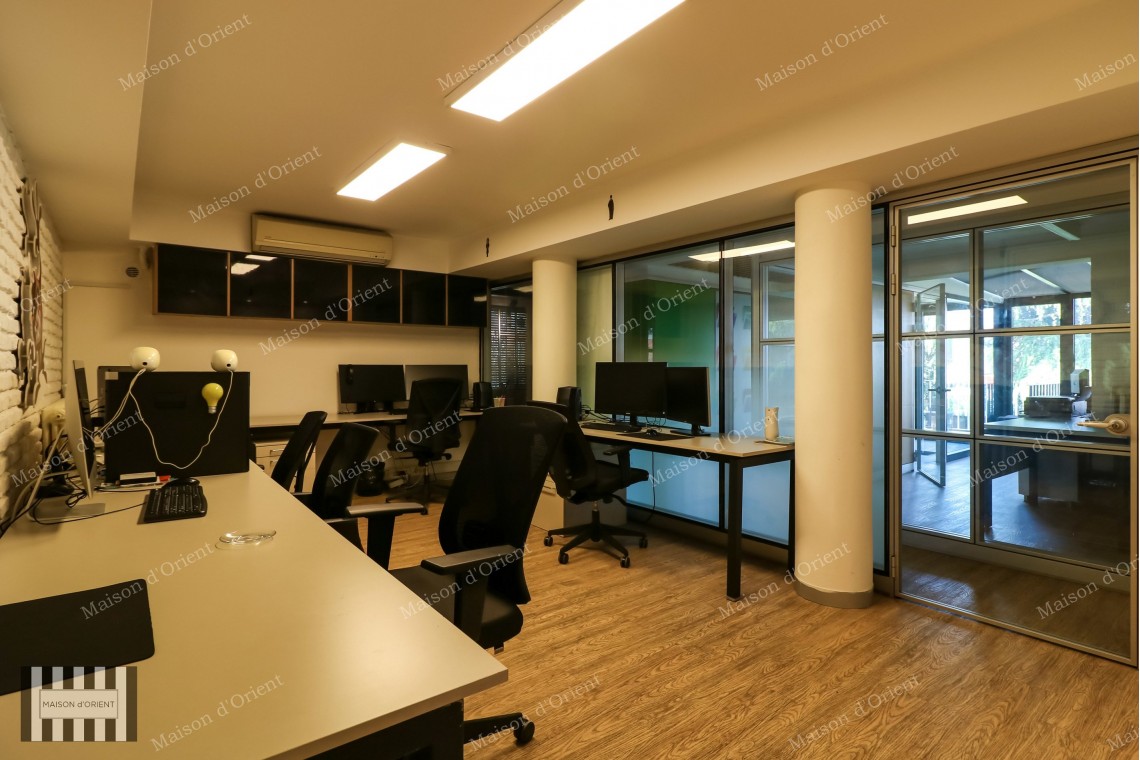 200sqm Office for Rent with Private Garden in Levent