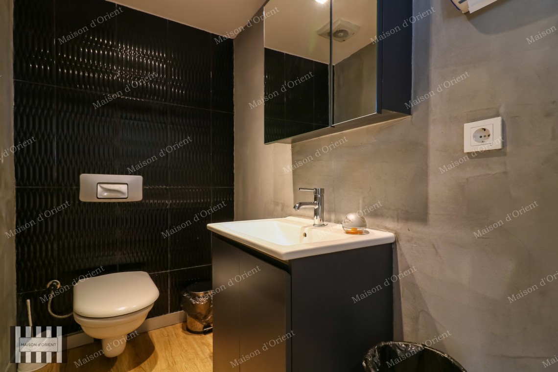 200sqm Office for Rent with Private Garden in Levent