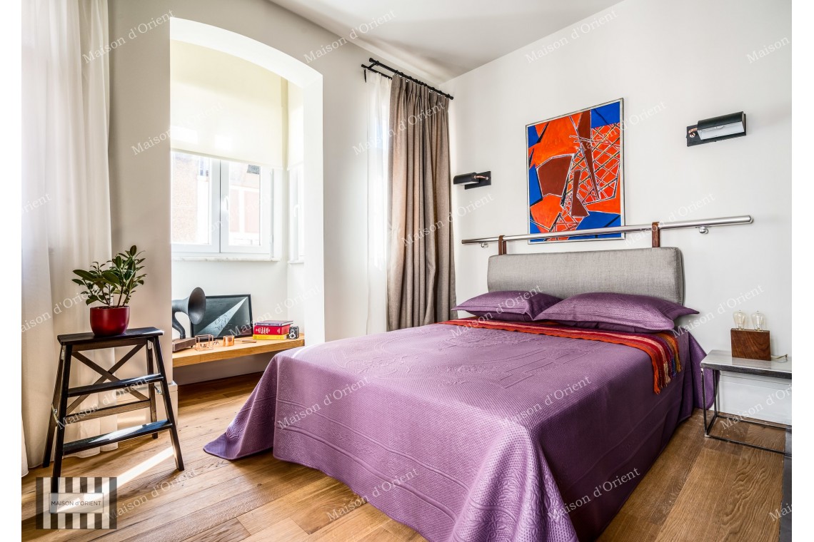 3-Storey Historical Greek Architecture Building for Sale in Beyoğlu