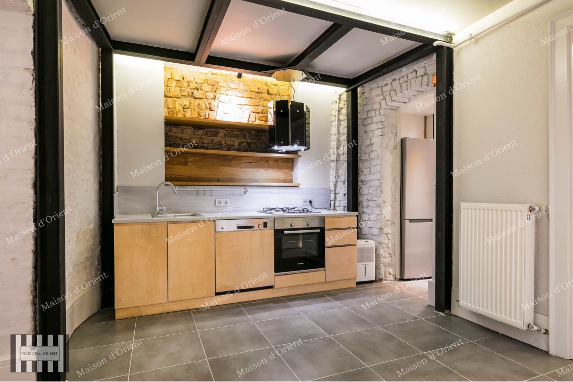 3-Storey Historical Greek Architecture Building for Sale in Beyoğlu