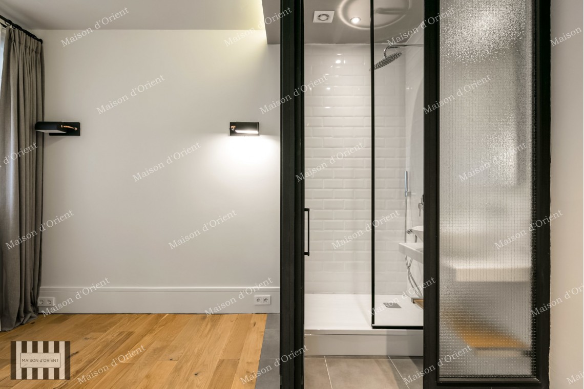 3-Storey Historical Greek Architecture Building for Sale in Beyoğlu