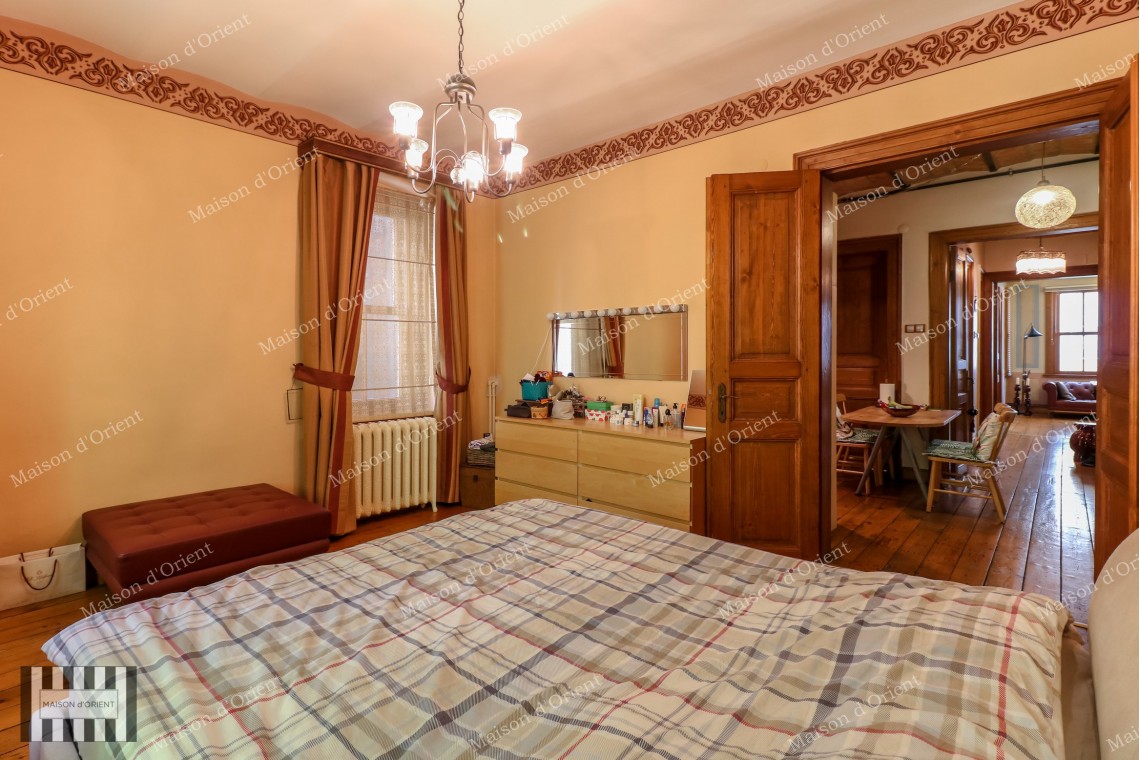 2+1 Flat for Rent in Historical Building, Galata