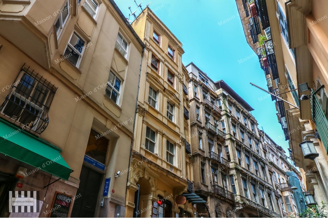 2+1 Flat for Rent in Historical Building, Galata