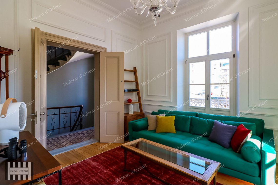 1+1 Flat for Sale in Historical Urgliavich Building in Galata