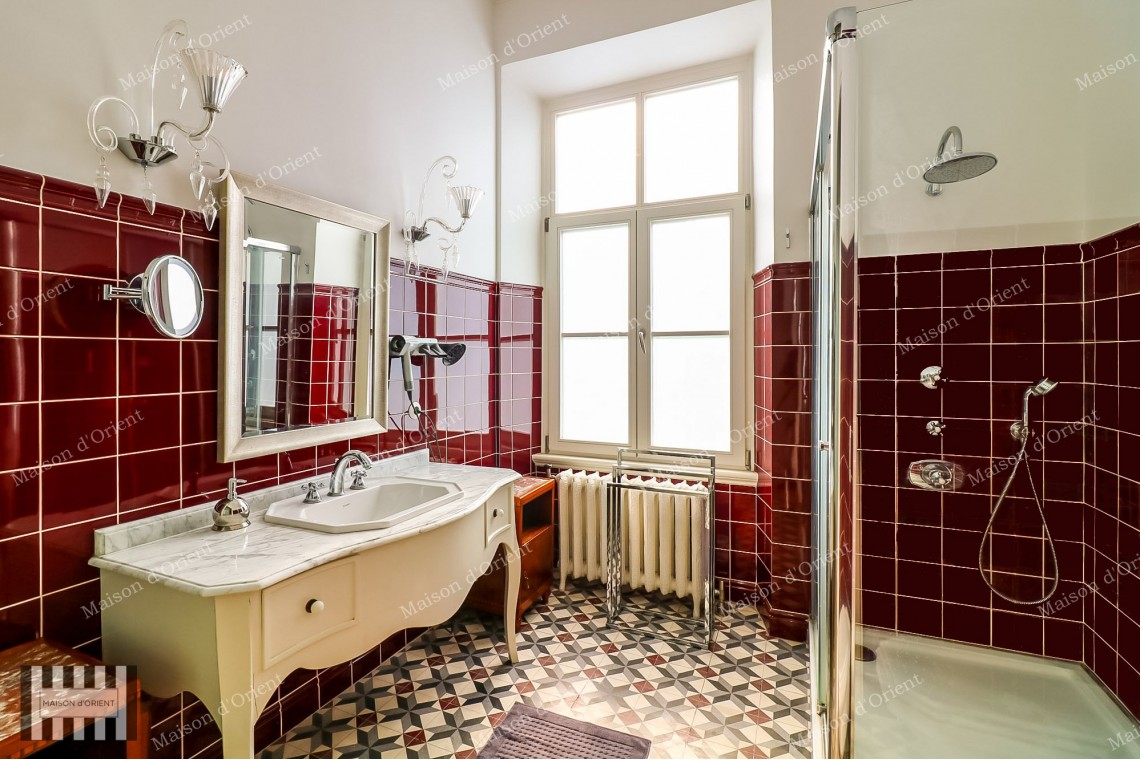 1+1 Flat for Sale in Historical Urgliavich Building in Galata