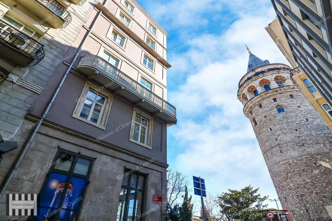1+1 Flat for Sale in Historical Urgliavich Building in Galata