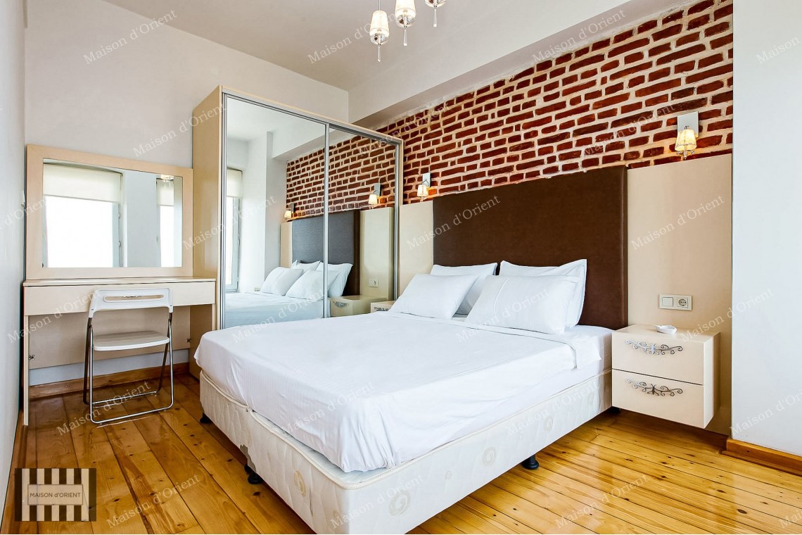 1+1 Furnished Rental Flat with Bosphorus View in Galata
