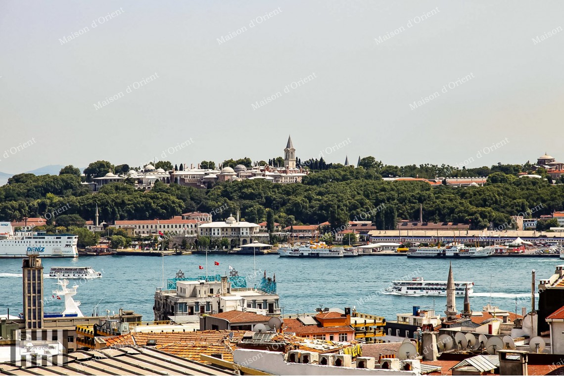 1+1 Furnished Rental Flat with Bosphorus View in Galata