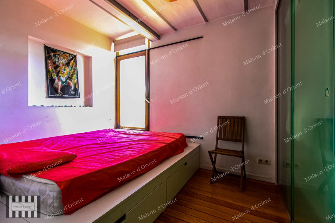 2+1 Rental Apartment in Historical Building, Galata