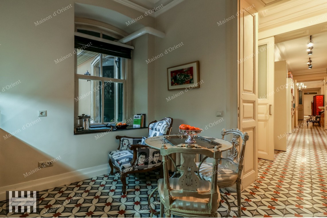 Tarihi Doğan Apartmanı'nda Satılık 3+1 Daire