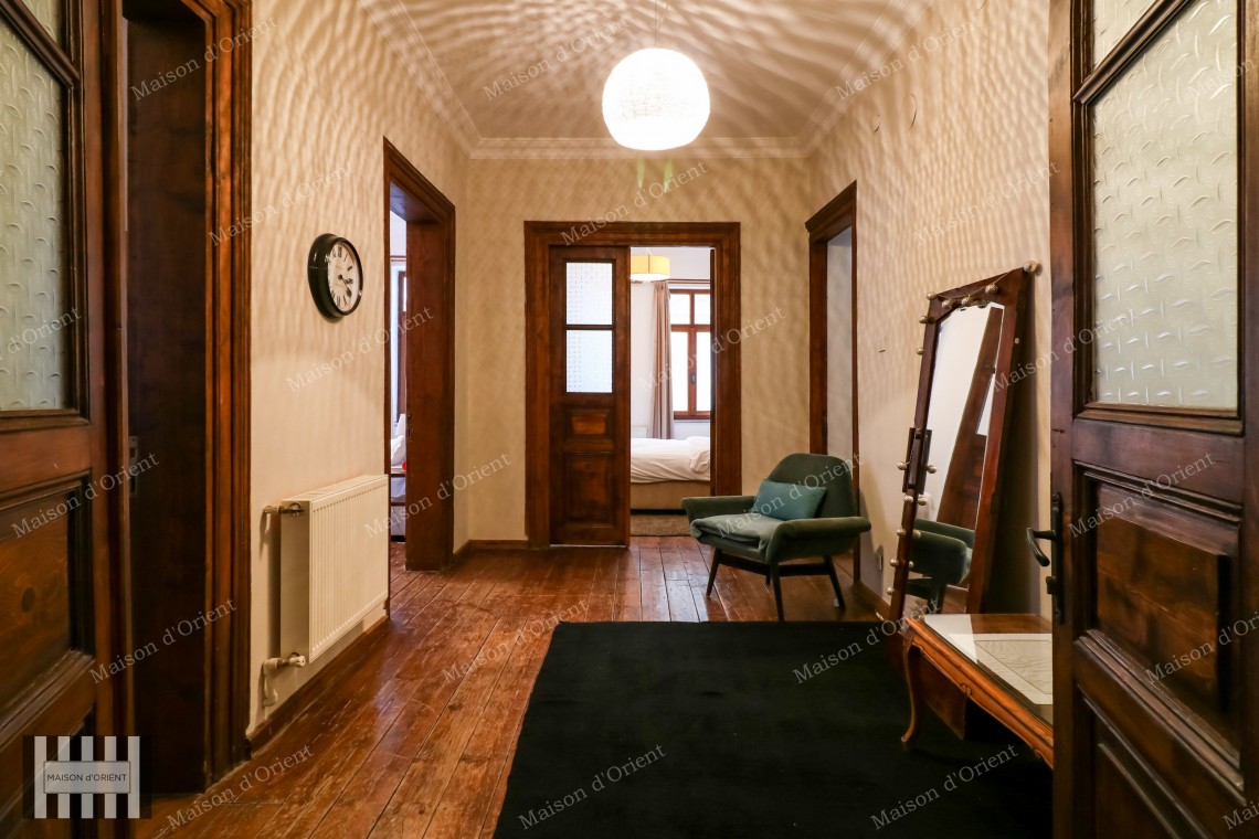 3+1 Flat for Rent in Historical Petraki Building, Galata