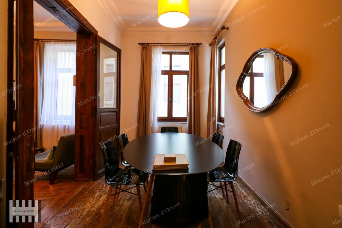 3+1 Flat for Rent in Historical Petraki Building, Galata