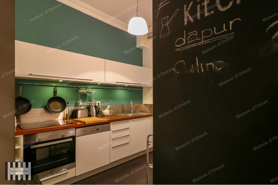 3+1 Flat for Rent in Historical Petraki Building, Galata