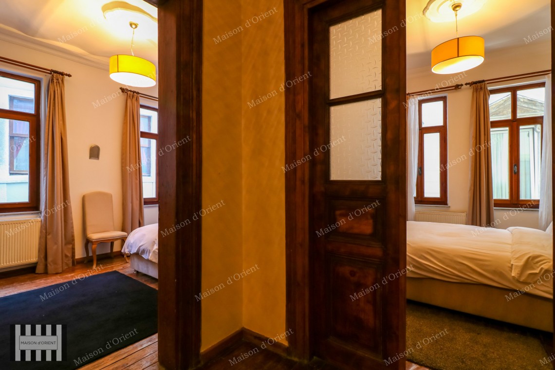 3+1 Flat for Rent in Historical Petraki Building, Galata