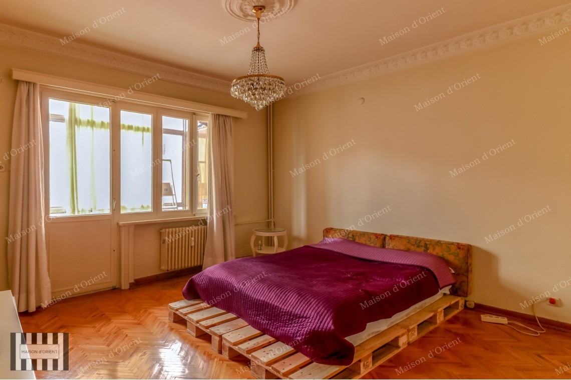 3+1 Rental Flat in Cihangir Historical Palace Building