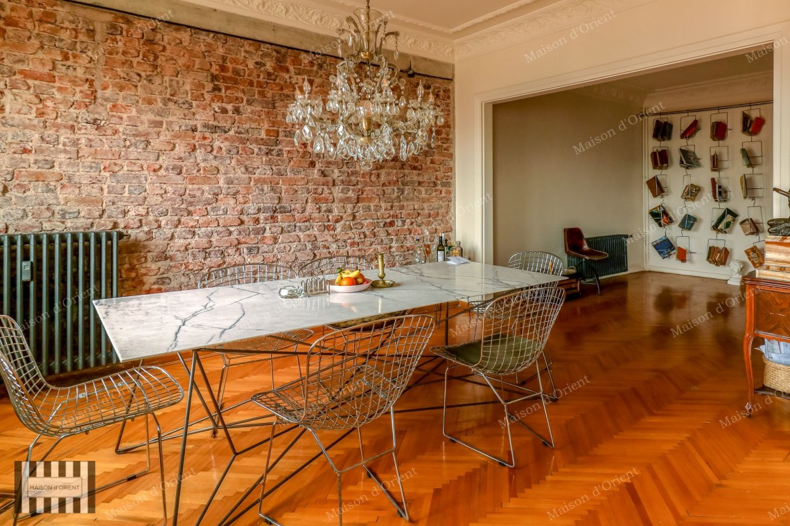 3+1 Rental Flat in Cihangir Historical Palace Building