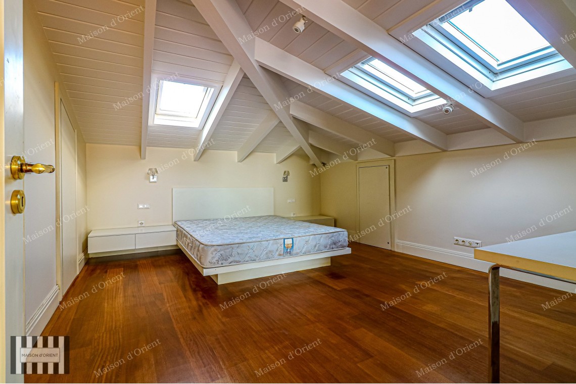 5+1 Rental Flat with Terrace and Panoramic View in Cihangir