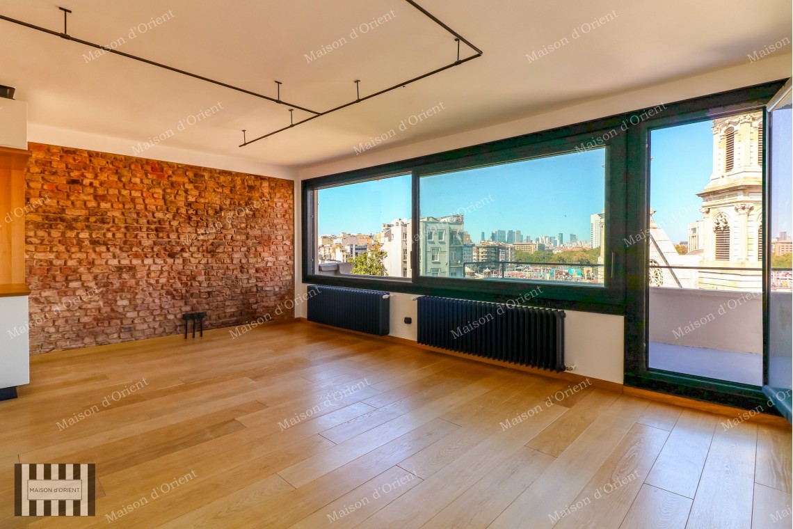 Fully Renovated 2+1 Rental Flat in Taksim