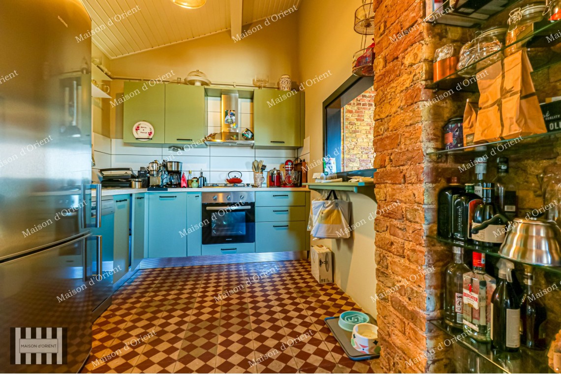 2+1 Rental Apartment with Golden Horn View in Tunnel Square