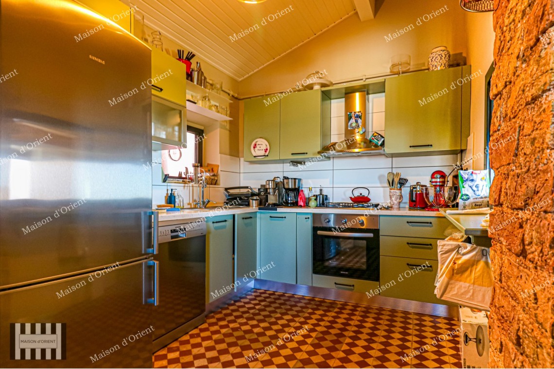 2+1 Rental Apartment with Golden Horn View in Tunnel Square