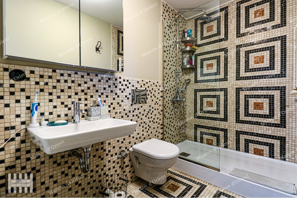 2+1 Rental Apartment with Golden Horn View in Tunnel Square