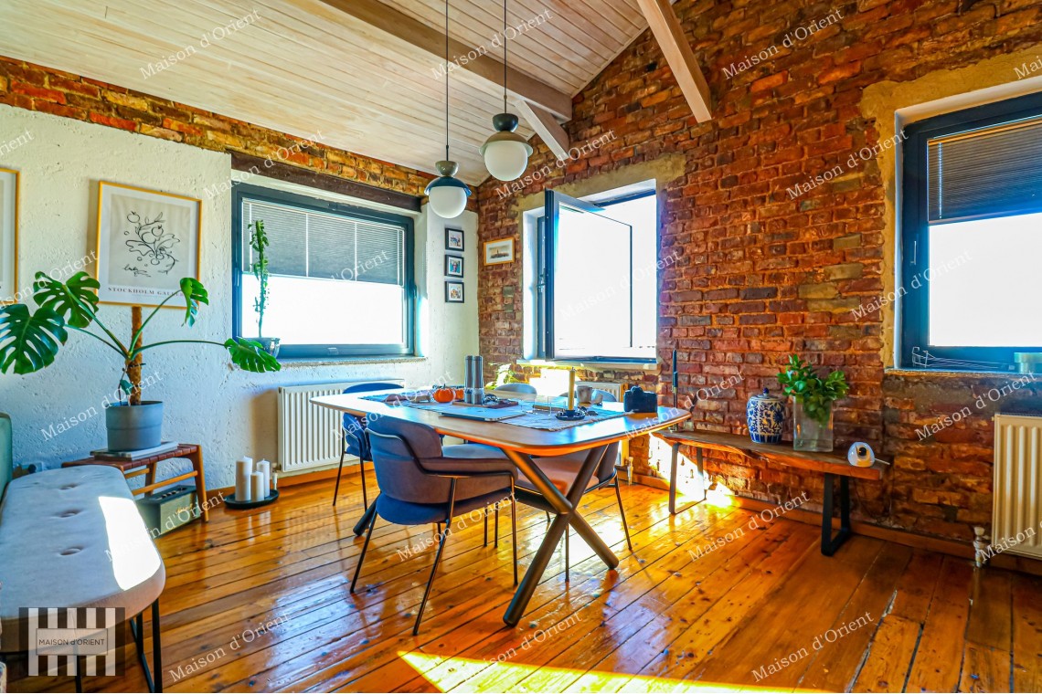 2+1 Rental Apartment with Golden Horn View in Tunnel Square