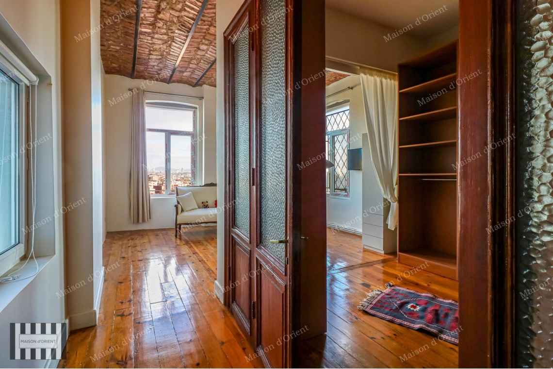 2+1 Rental Flat with Bosphorus View in Historical Building