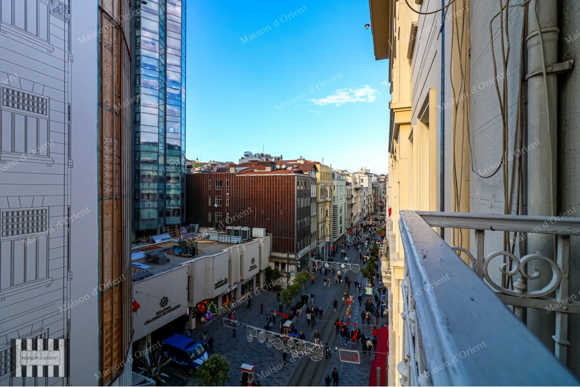 2+1 Rental Flat with Bosphorus View in Historical Building