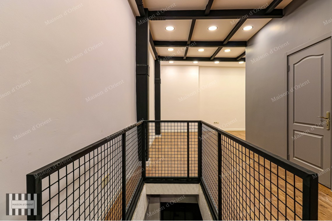 2 Storey Rental Shop on Meşrutiyet Street, Pera
