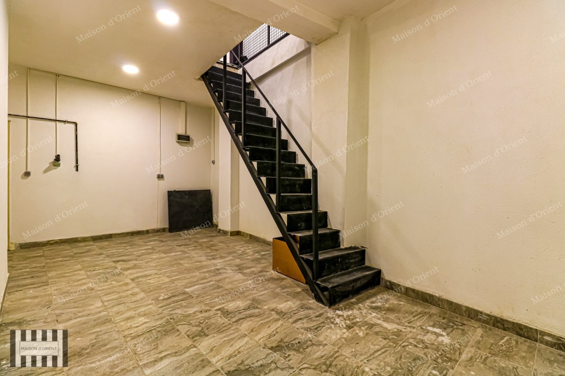 2 Storey Rental Shop on Meşrutiyet Street, Pera