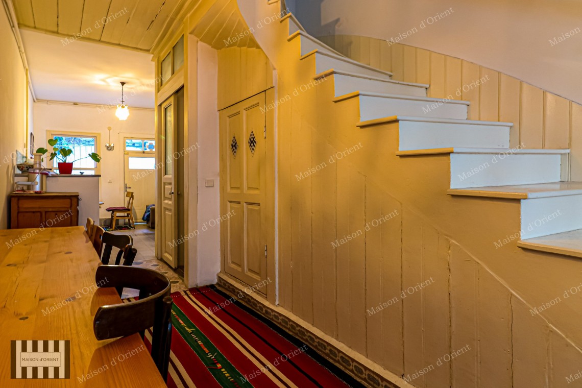 2+1 Historical House for Sale with Private Garden in Aynalı Çeşme