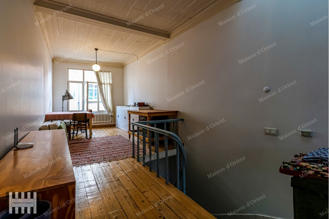 2+1 Historical House for Sale with Private Garden in Aynalı Çeşme
