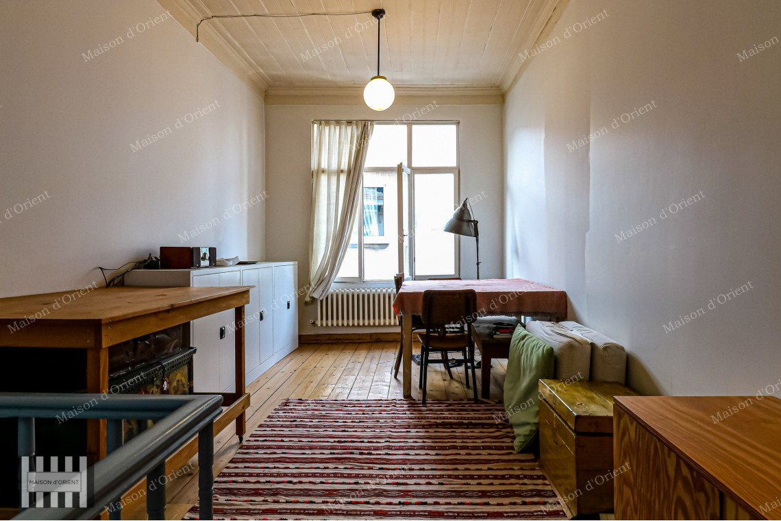 2+1 Historical House for Sale with Private Garden in Aynalı Çeşme