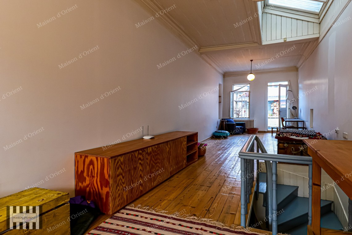 2+1 Historical House for Sale with Private Garden in Aynalı Çeşme