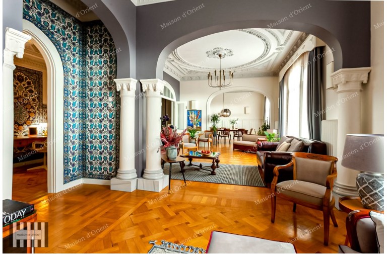 4+1 Apartment for Sale in Historical Hayırlı Building