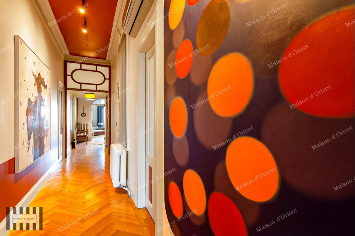4+1 Apartment for Sale in Historical Hayırlı Building