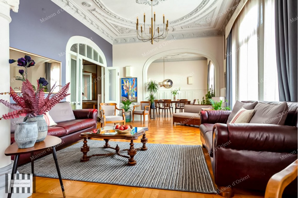 4+1 Apartment for Sale in Historical Hayırlı Building