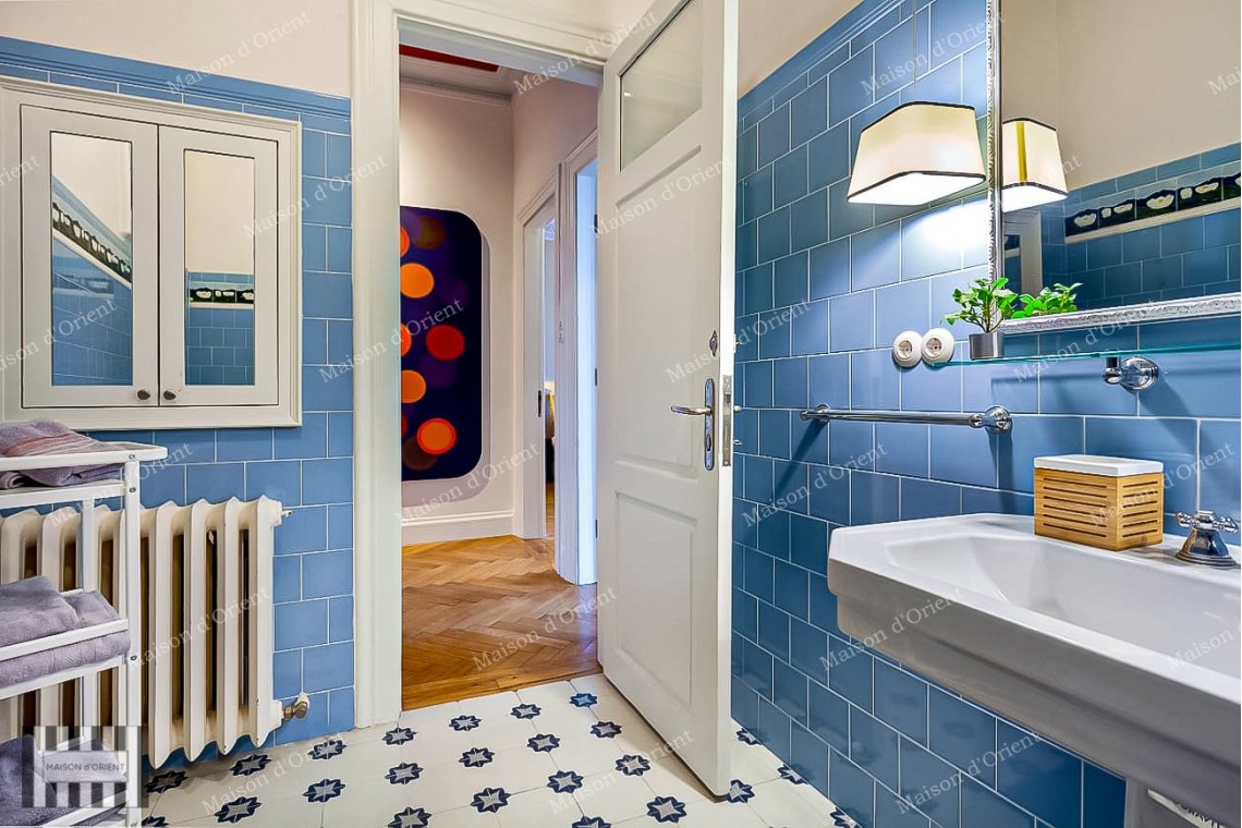 4+1 Apartment for Sale in Historical Hayırlı Building